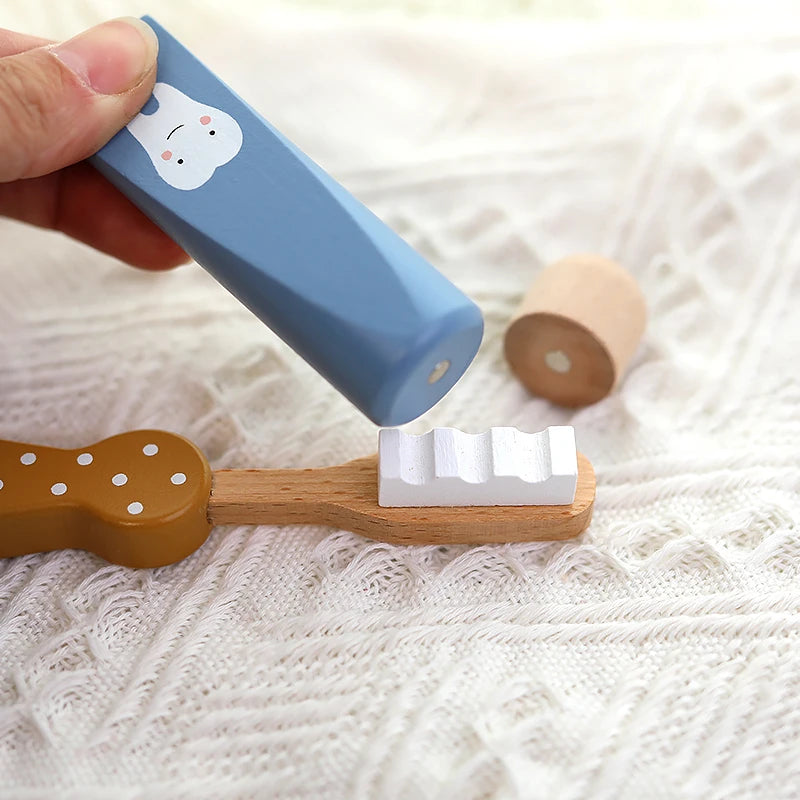 Wooden Children's Little Doctor Plays Dentist Oral Dental Set Nurse Toy Baby Learns to Brush Teeth and Play Home