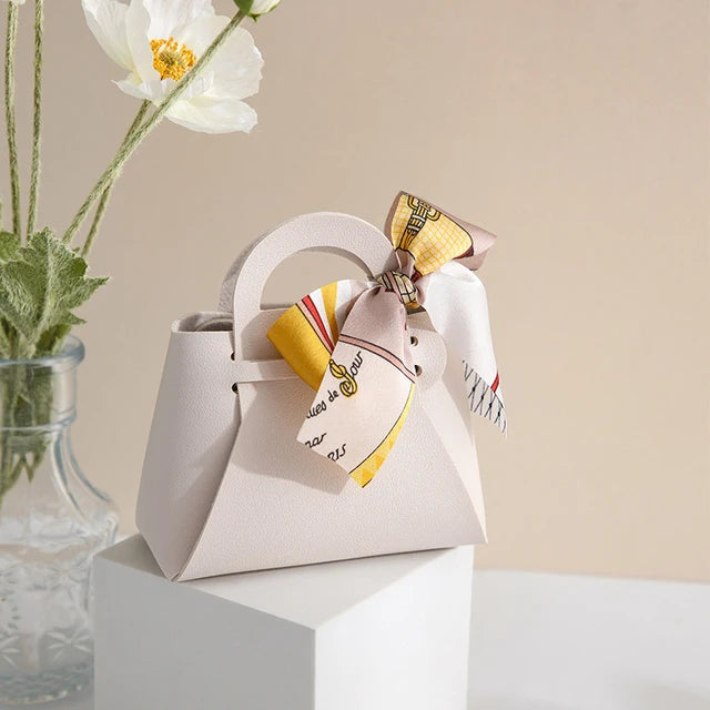 10PCS Distribute Leather Pink Gift Bags Wedding Favour Bag for Guest Mini Handbag with Ribbon Candy Packaging Box Party Decor
