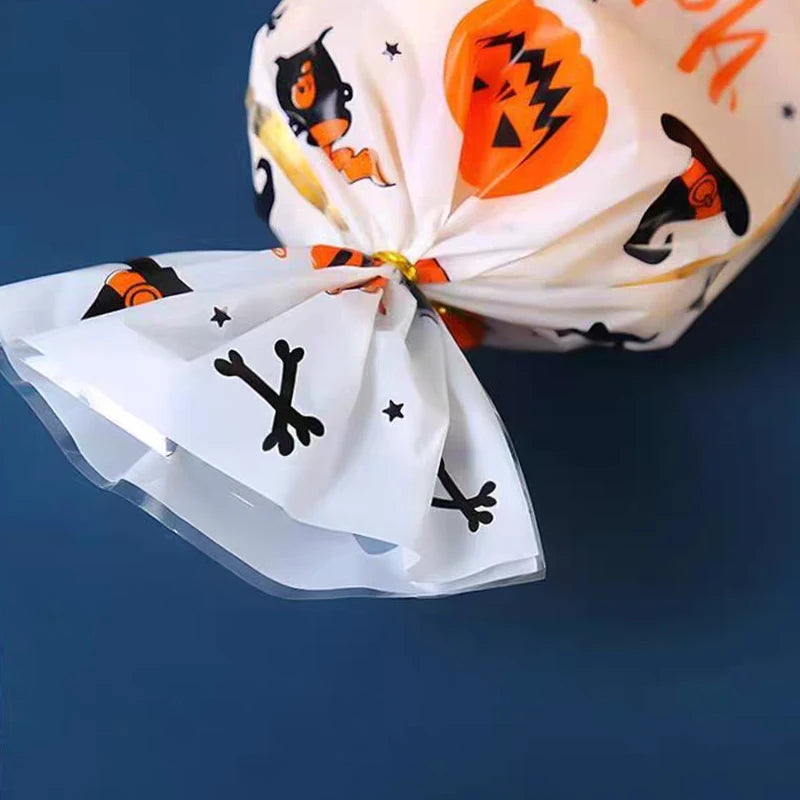 50/100PCS Treat Bags Pumpkin Ghost Bat Plastic Candy Bags with Twist Ties Halloween Party DIY Decoration Gift Packaging Bags ZYF
