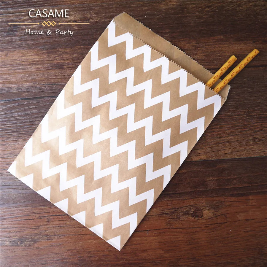 50pcs/ Lot treat candy bag high quality Party Favor Paper Bags Chevron Polka Dot Stripe Printed Paper craft Bags Bakery Bags