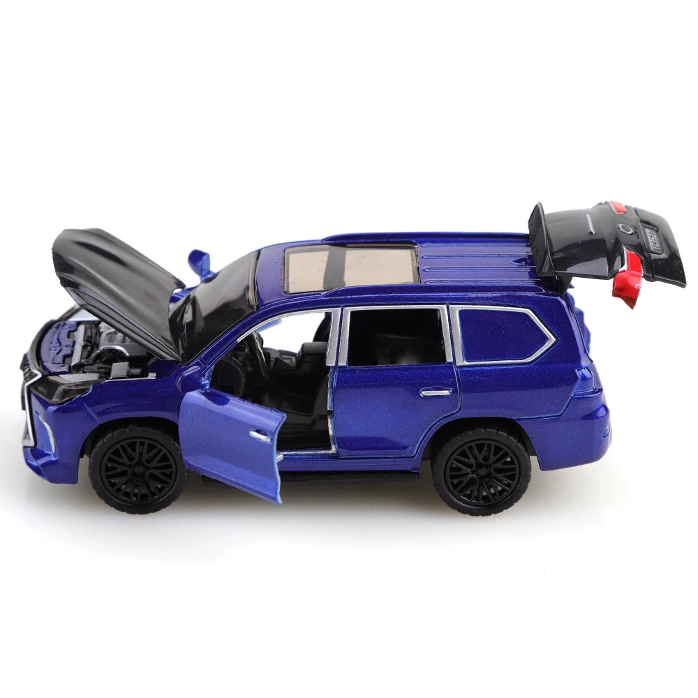 (Bagged) 1/36 scale replica of 570 off-road toy car, die-cast metal, boy's toy, four openable doors and pullback function.