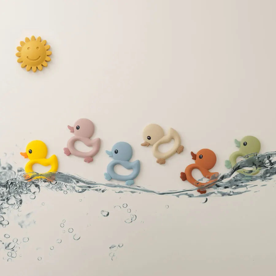1PCS Baby Teether Toys Cartoon Duck Silicone Teether For Baby BPA Free Teething Chewing Toys Soft Teether Baby Accessories