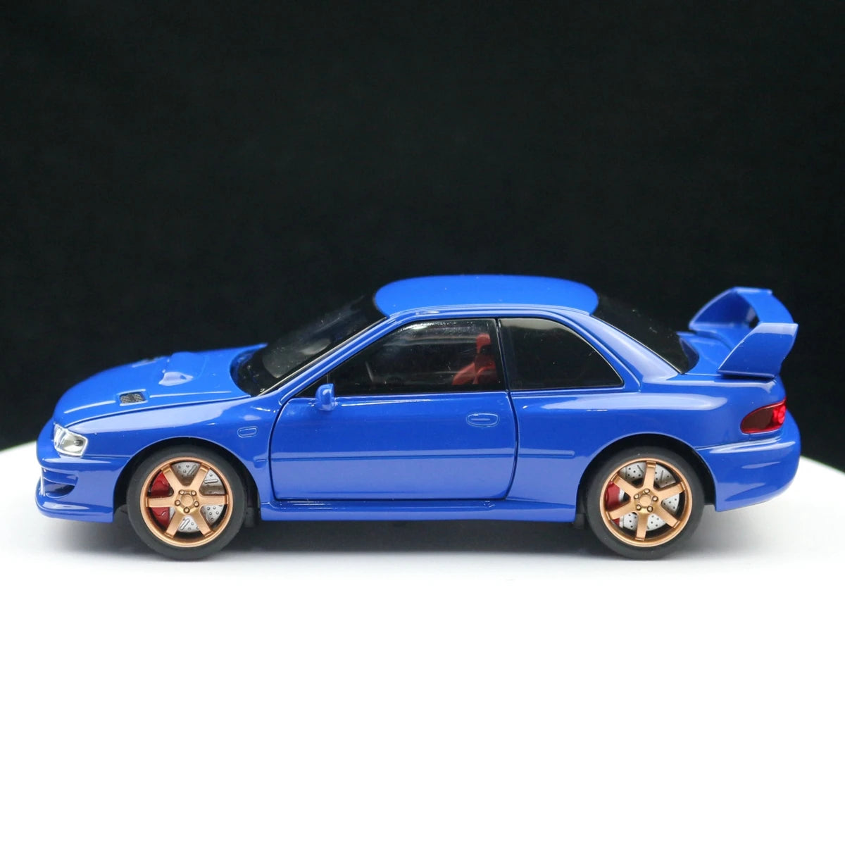 1/32 Subaru Impreza WRX 22B STI JDM Super Car Model Diecast Metal Vehicle Miniature Pull Back Display Collection Gift Boyfriend