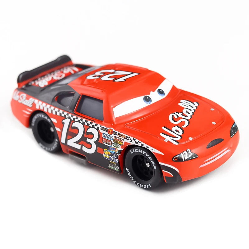 Pixar Cars Electroplated Pink 95 Lightning McQueen 1/55 Metal Die Casting Model Car Alloy Material Collectibles Racing Toys