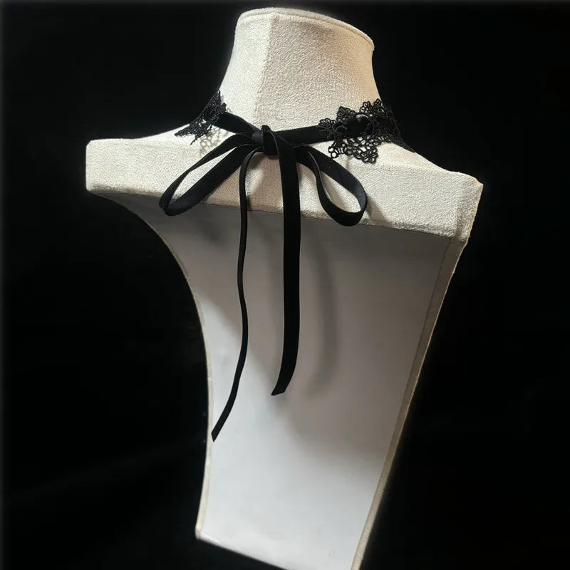 Gothic Lace Choker Necklace with Velvet Collar and Bow