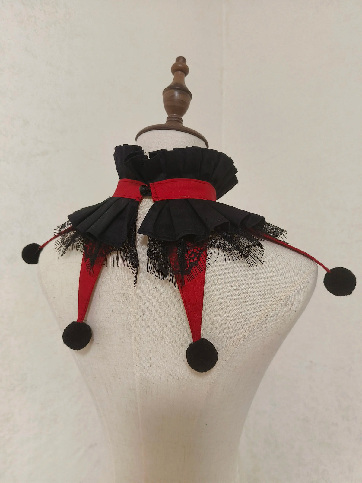 Cute wear fairy tale style clown collar cos stage clown ruff collars Halloween colorful clowns chocker
