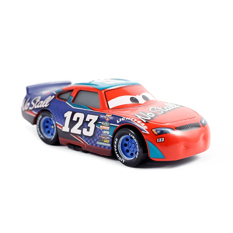 Pixar Cars Electroplated Pink 95 Lightning McQueen 1/55 Metal Die Casting Model Car Alloy Material Collectibles Racing Toys