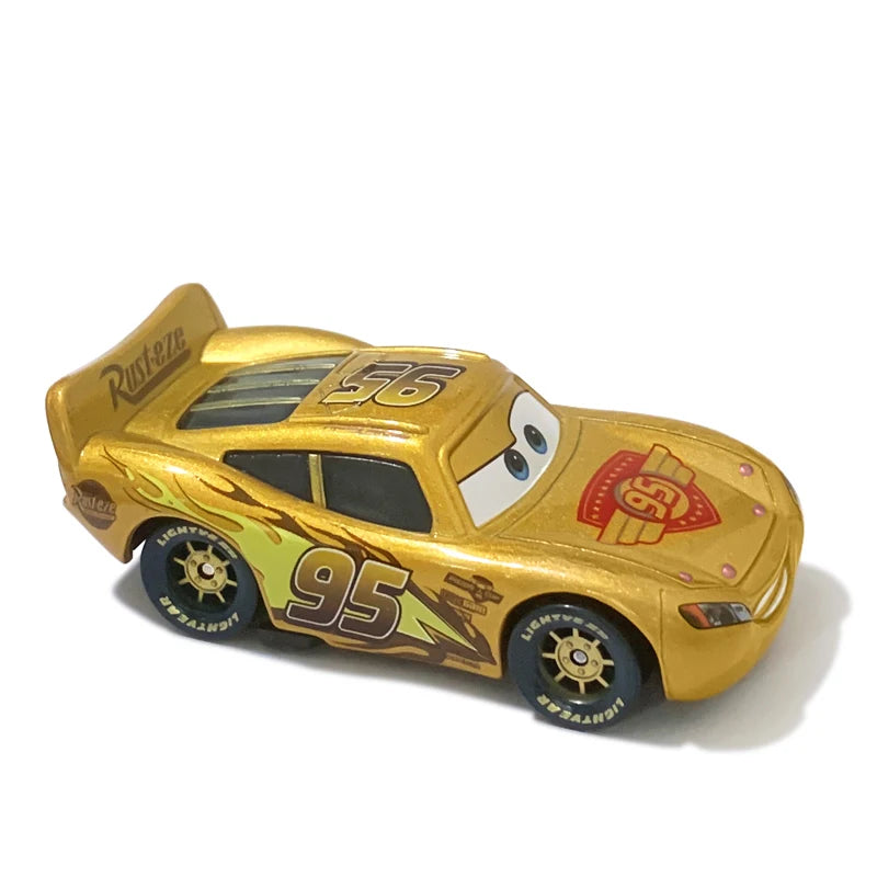 Pixar Cars Electroplated Pink 95 Lightning McQueen 1/55 Metal Die Casting Model Car Alloy Material Collectibles Racing Toys