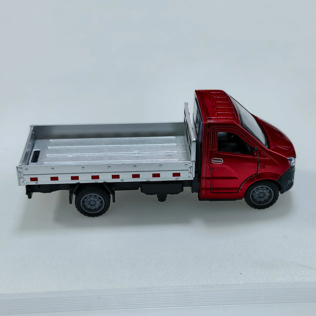 Bagged 1.34 Alloy Pull-Back Three-Door Mini Truck, Stylish Truck Design, Can Carry Goods, Pull-Back Model, Children's Toy.