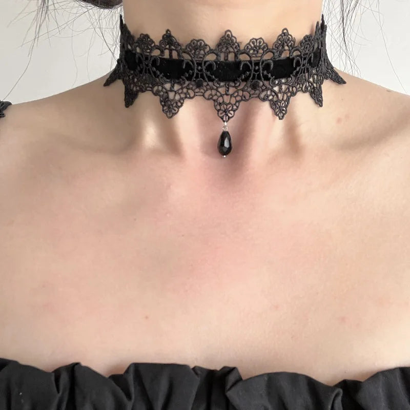 Gothic Lace Choker Necklace with Velvet Collar and Bow