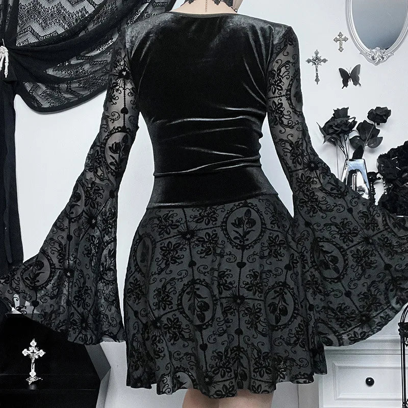 Goth Dark Elegant Vintage Mall Gothic Velvet Dresses Grunge Punk Style Flocked Bandage Dress Women Flare Sleeve Party Alt Outfit