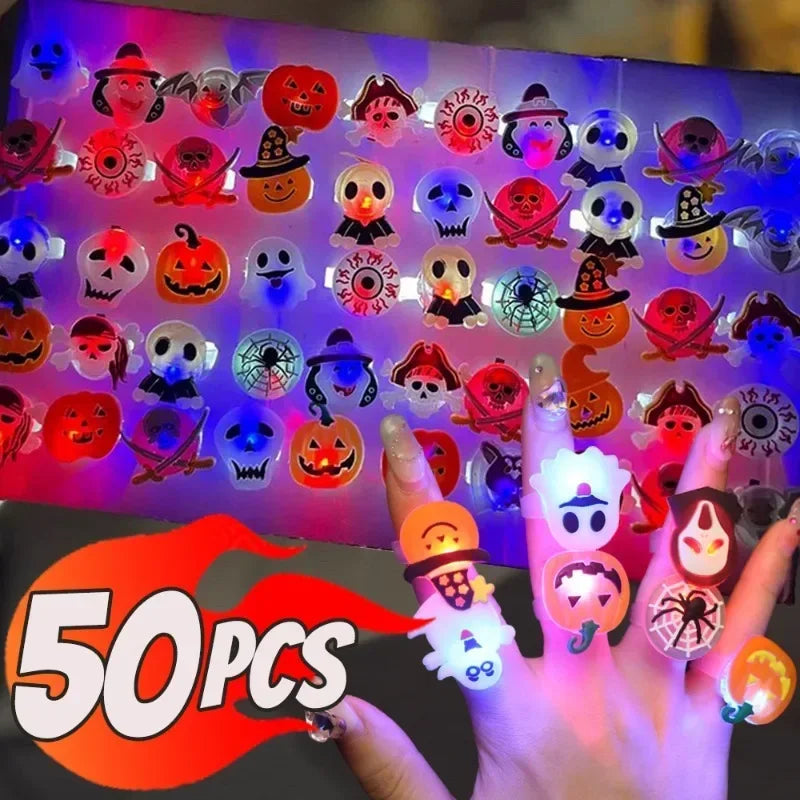 Halloween Luminous Rings Women Men Creative Cute Random Color Ring Pumpkin Ghost Spider Flash Finger Rings Fashion Accessories