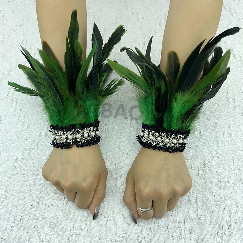 Natural Feather Wrist Cuffs Elegant Fur Sleeve Arm Accessories Gothic Halloween Cosplay Feather Gloves Pearl Arm Cuff 2pcs